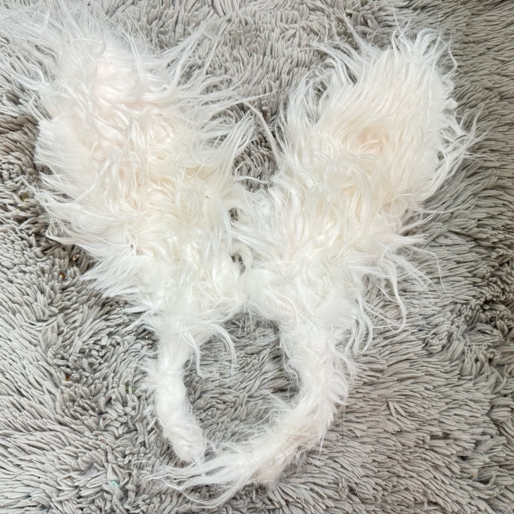 Realistic bunny costume ears! - Picture 2 of 4
